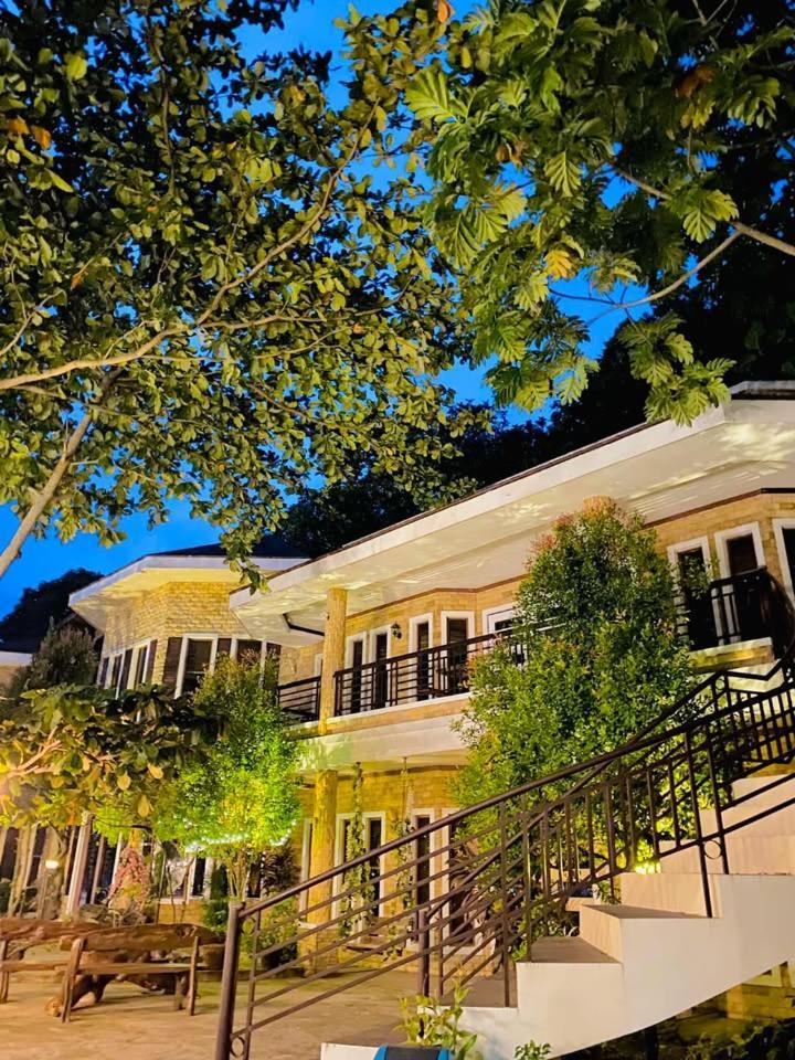 Castle View Hotel Samal Exterior photo